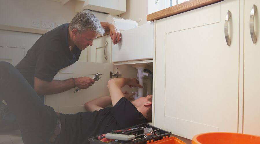 Professional burst pipe repair services in Buckner, IL